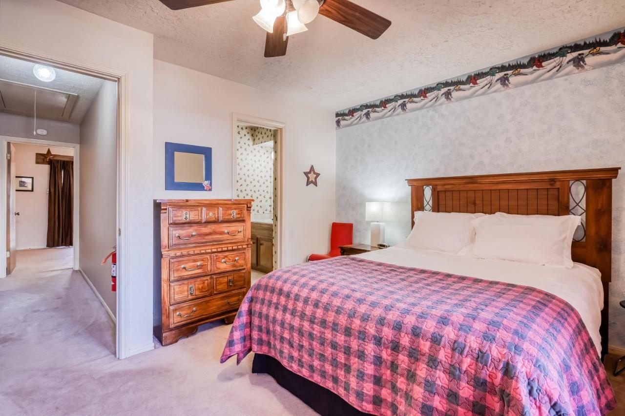 Creekside Serenade Red River Luaran gambar